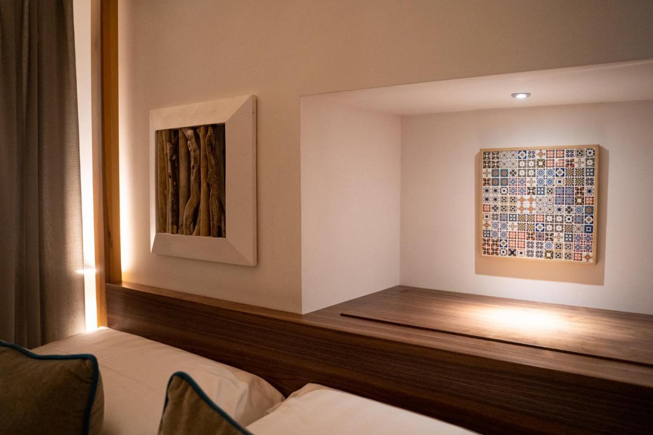 B-Welcome Rooms Of Charme E Relax Polignano a Mare Exterior foto